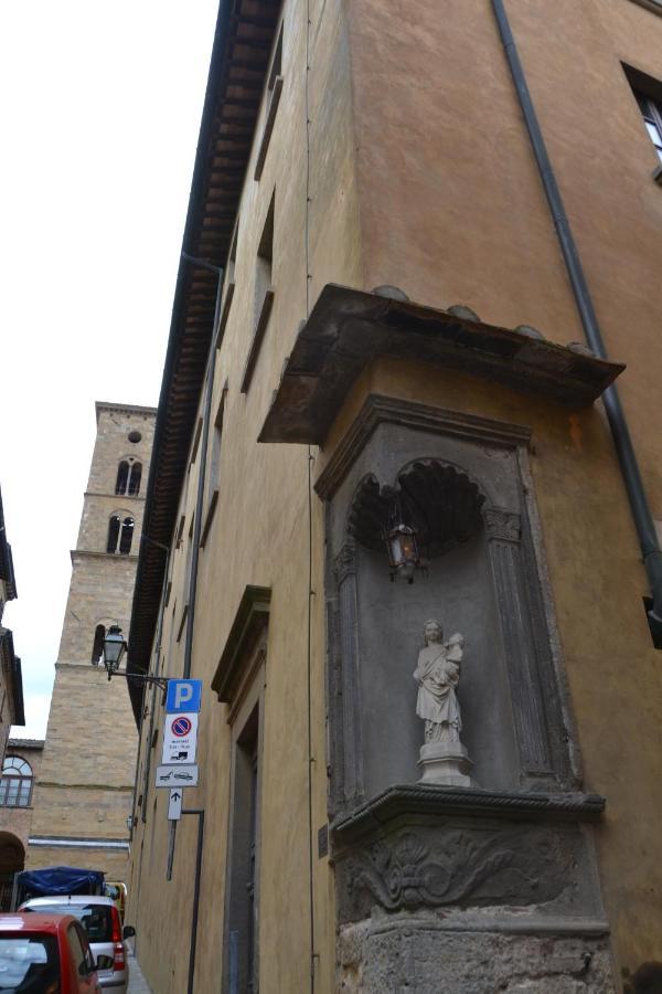 Il Nido Dei Priori Appartement Volterra Buitenkant foto