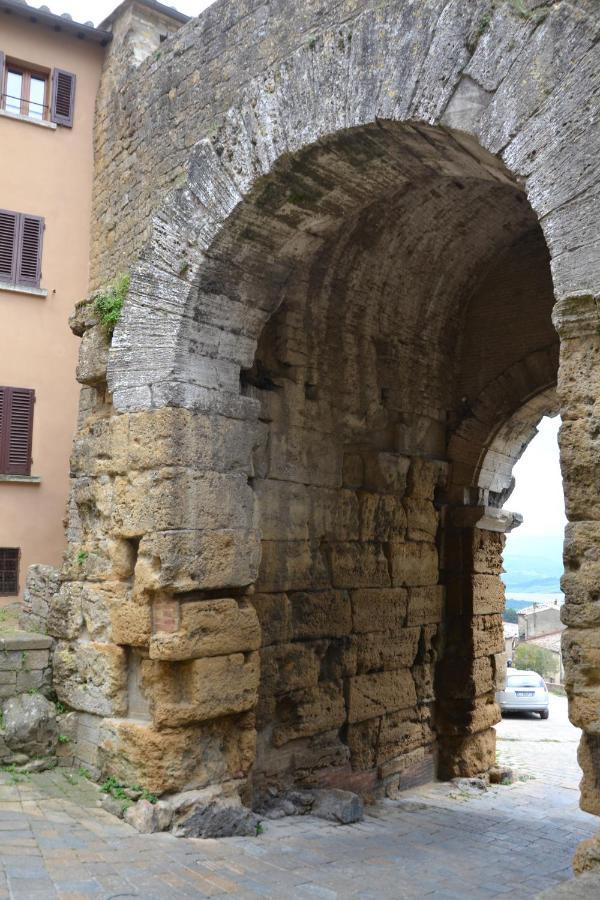 Il Nido Dei Priori Appartement Volterra Buitenkant foto